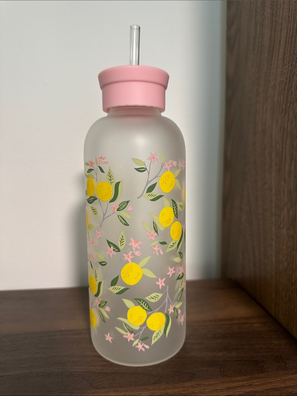 Frosted Lemon Print Water Bottle with Pink Lid